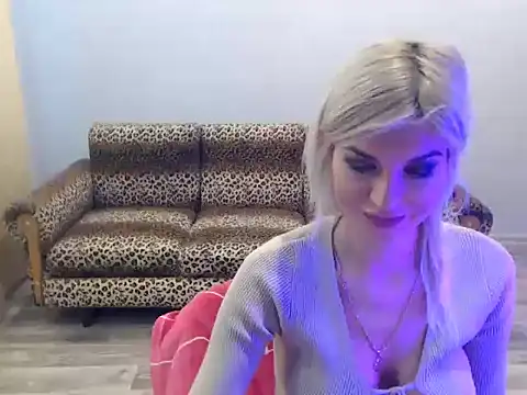 Snapshot of SexyBeatriice chatting on November 2025 07:30:01 AM SexyBeatriice online show from November 2025 07:30:01 AM