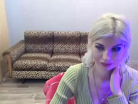 Snapshot of SexyBeatriice chatting on December 2025 07:25:02 AM SexyBeatriice online show from December 2025 07:25:02 AM