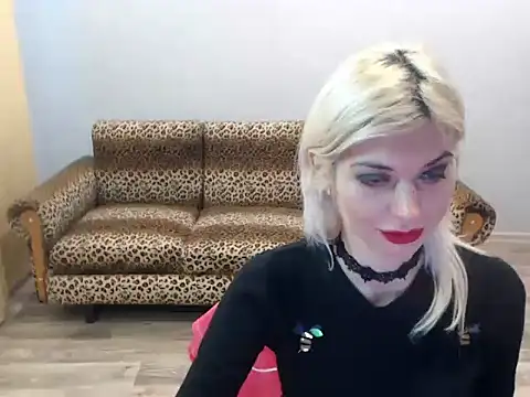 Snapshot of SexyBeatriice chatting on January 2026 07:21:01 AM SexyBeatriice online show from January 2026 07:21:01 AM