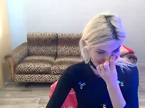 Snapshot of SexyBeatriice chatting on January 2026 07:25:02 AM SexyBeatriice online show from January 2026 07:25:02 AM