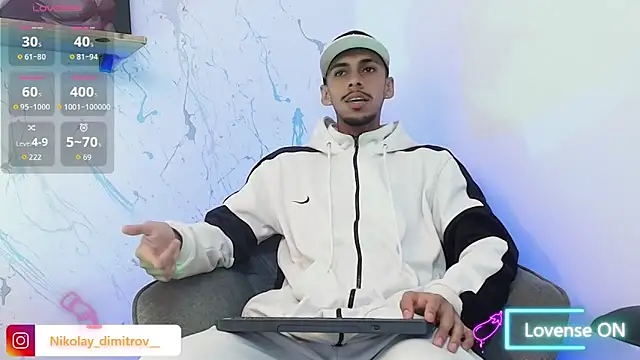 Snapshot of Sam_culhane chatting on November 2025 04:56:01 AM Sam culhane online show from November 2025 04:56:01 AM