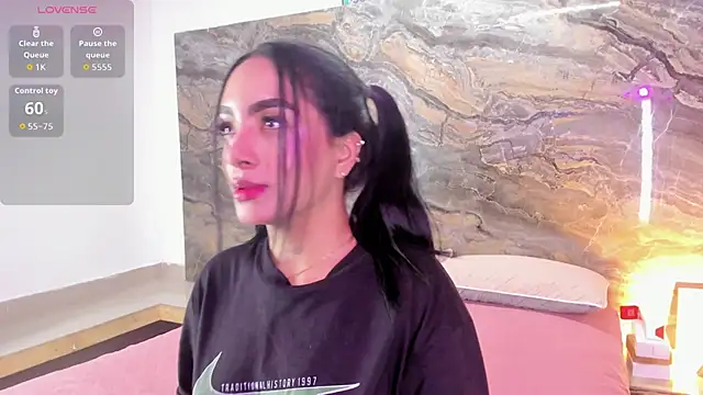 Estefy gomez09 online show from March 2026 12:34:01 PM