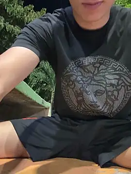 arevalo1124 online show from November 2025 04:55:01 AM