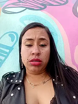 kamila lovee online show from February 2025 09:55:01 PM