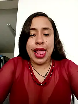 kamila lovee online show from October 2025 07:25:02 PM