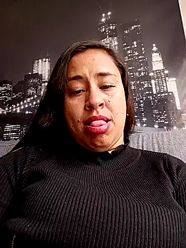 kamila lovee online show from October 2025 04:52:01 PM