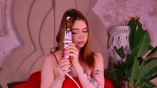 EvansLover online show from September 2025 08:43:01 PM