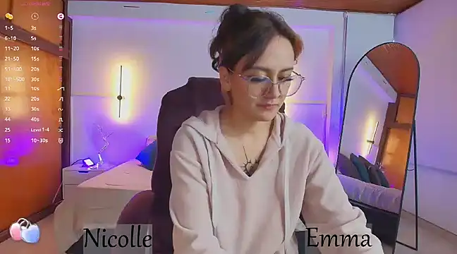  Emma11 online show from March 2025 10:31:02 PM