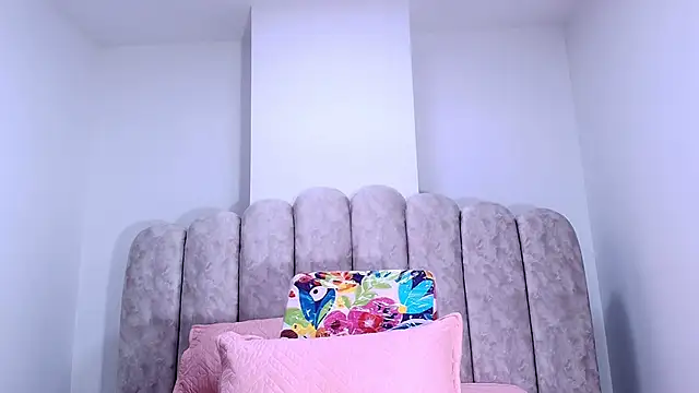 sharlott miller online show from December 2025 11:52:02 AM