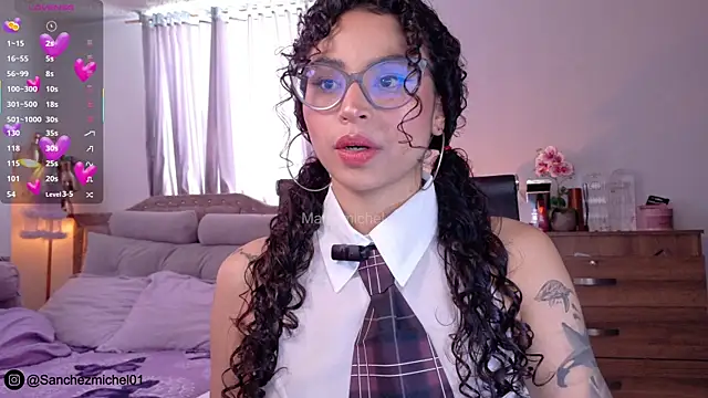 Snapshot of Marivimichel1 chatting on October 2025 07:03:01 PM Marivimichel1 online show from October 2025 07:03:01 PM