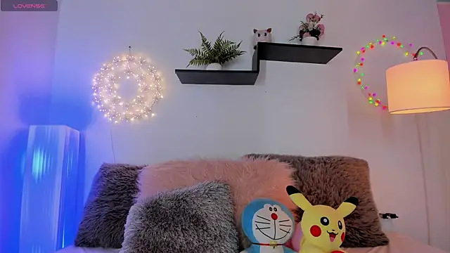 julietha bianco  online show from February 2025 12:47:01 PM