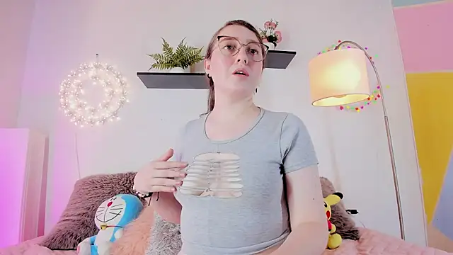 julietha bianco  online show from March 2025 04:44:01 PM