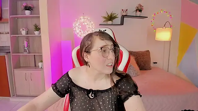 julietha bianco  online show from March 2025 07:25:01 PM