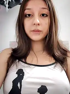 Maiden-Hot online show from July 2026 09:41:02 PM