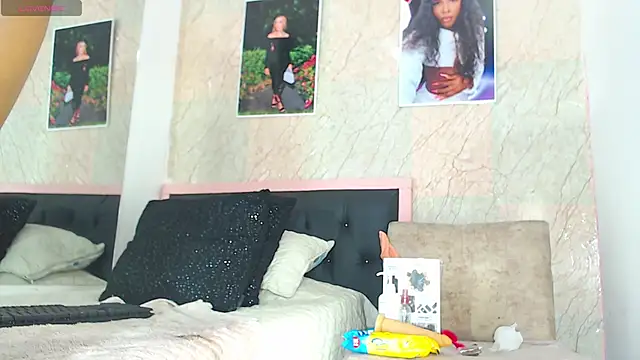 Snapshot of k_stormi_ chatting on November 2025 01:16:02 AM k stormi online show from November 2025 01:16:02 AM