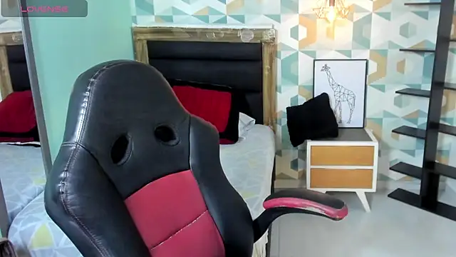 Snapshot of CALANTHELOVE1 chatting on January 2026 03:34:01 AM CALANTHELOVE1 online show from January 2026 03:34:01 AM