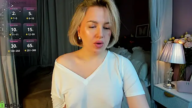 Nikki Kai online show from September 2025 12:23:02 AM