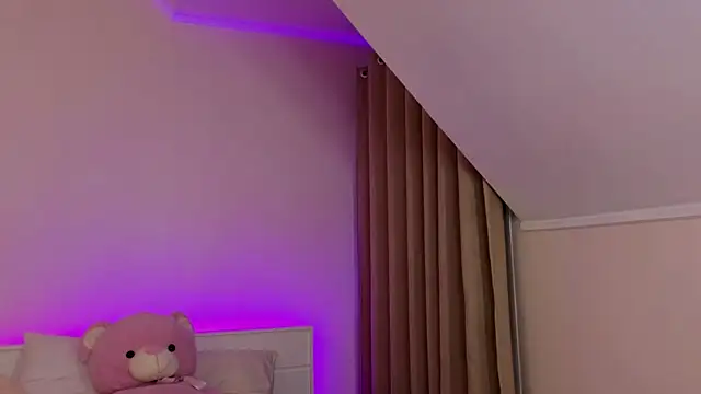 Snapshot of Hotary_Yuko chatting on January 2025 03:19:01 PM Hotary Yuko online show from January 2025 03:19:01 PM