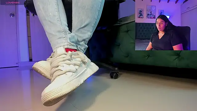 aleya bliss online show from November 2025 03:53:02 AM