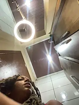 Snapshot of vanessajob5554 chatting on February 2025 02:16:01 PM vanessajob5554 online show from February 2025 02:16:01 PM