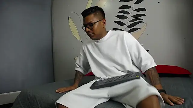 Saipadpuer30 online show from February 2025 12:28:01 AM