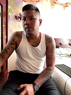 Saipadpuer30 online show from October 2025 01:23:04 PM