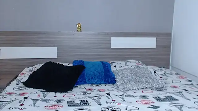 Liiamthompson online show from October 2025 11:31:01 AM