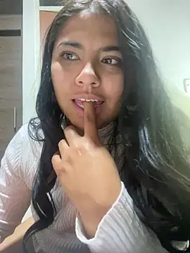 Snapshot of viccky_vick chatting on March 2025 01:54:02 AM viccky vick online show from March 2025 01:54:02 AM