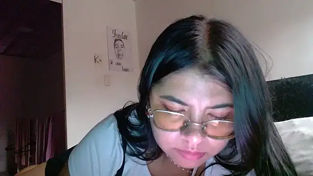 viccky vick online show from May 2026 09:16:01 PM