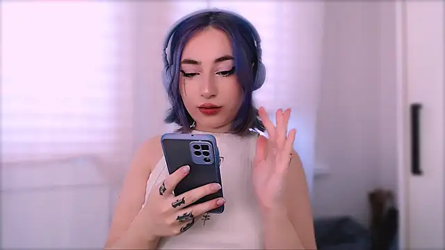 purplewitch online show from September 2025 12:16:01 PM