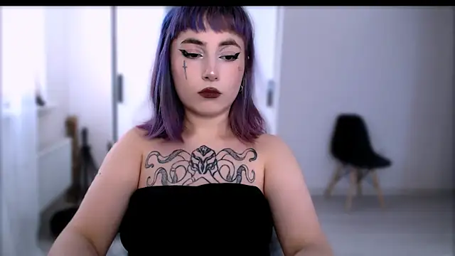 purplewitch online show from December 2025 07:15:02 AM