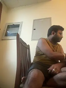 Snapshot of SoloChill chatting on February 2026 11:15:02 PM SoloChill online show from February 2026 11:15:02 PM