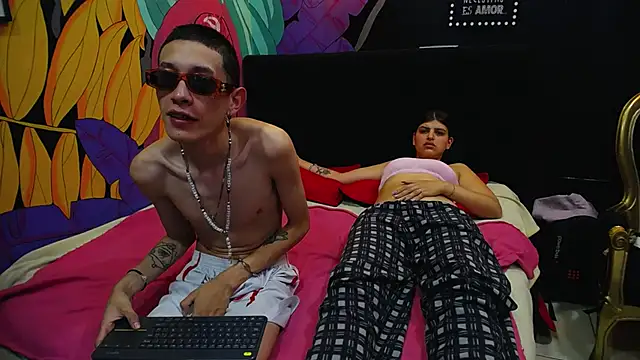 SimonAndJocelyn online show from March 2025 01:06:01 PM