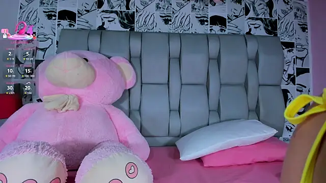 Snapshot of LucyRosse chatting on November 2025 11:10:02 AM LucyRosse online show from November 2025 11:10:02 AM