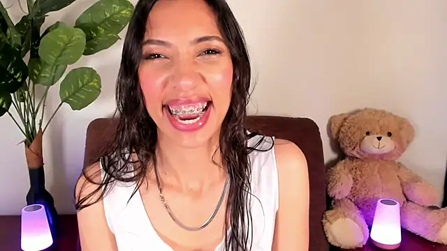 Miss veronicaa2 online show from March 2026 01:33:02 PM