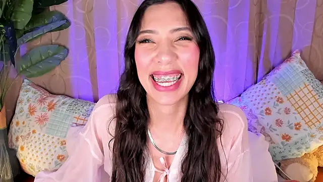 Miss veronicaa2 online show from June 2026 01:13:01 PM