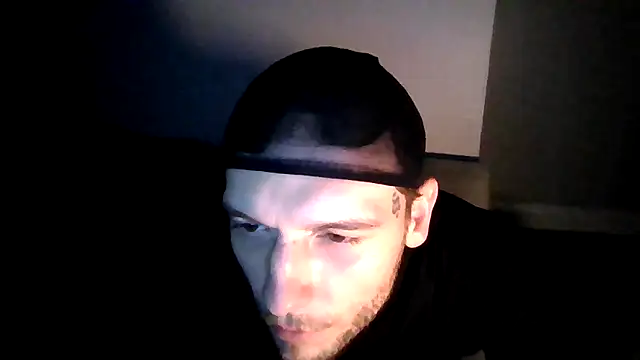 Snapshot of cruz815 chatting on December 2025 09:10:02 PM cruz815 online show from December 2025 09:10:02 PM