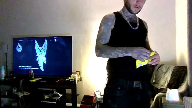 Snapshot of cruz815 chatting on December 2025 11:42:01 PM cruz815 online show from December 2025 11:42:01 PM