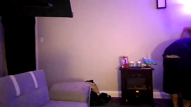 Snapshot of cruz815 chatting on January 2026 10:25:01 PM cruz815 online show from January 2026 10:25:01 PM