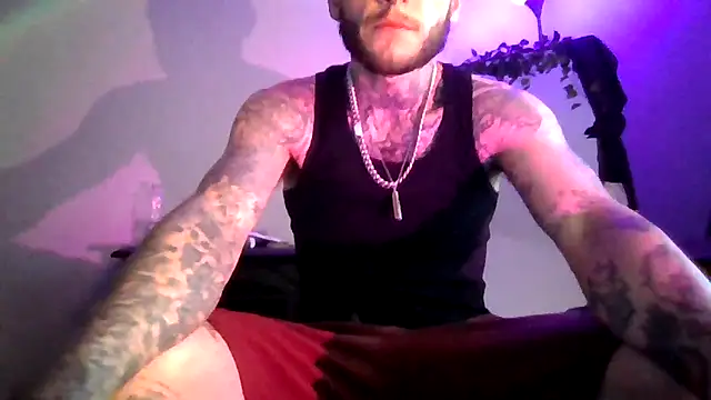 cruz815 online show from June 2026 03:46:01 AM