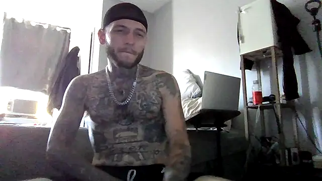 cruz815 online show from June 2026 09:08:02 PM