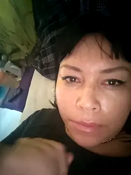 Snapshot of KellyPerlaxxx chatting on November 2025 01:32:02 PM KellyPerlaxxx online show from November 2025 01:32:02 PM