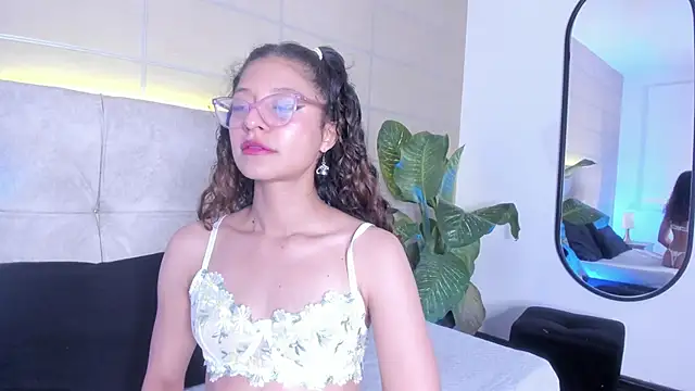 Snapshot of mac-sara chatting on September 2025 03:44:02 PM mac-sara online show from September 2025 03:44:02 PM