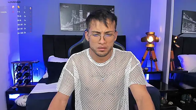Snapshot of Max_Conor1 chatting on December 2025 04:09:01 AM Max Conor1 online show from December 2025 04:09:01 AM