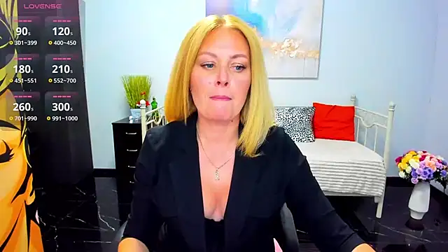 Mira Whites online show from May 2026 11:49:02 AM