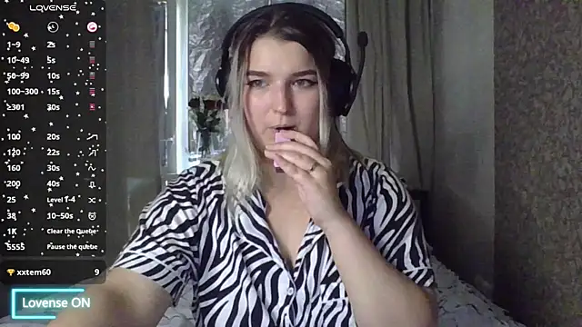 Snapshot of Jenny_Smit chatting on October 2025 07:31:02 AM Jenny Smit online show from October 2025 07:31:02 AM