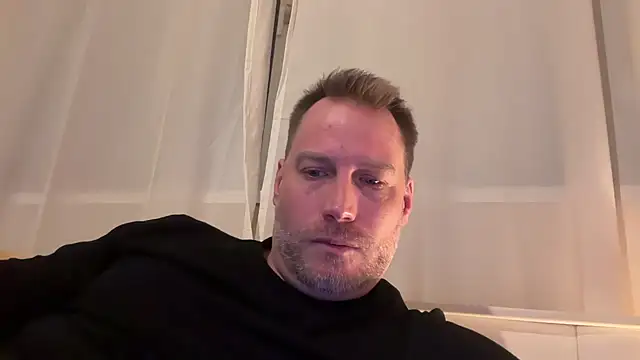 Christian87xxx online show from February 2026 11:30:02 PM