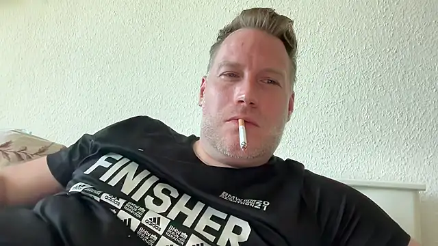 Snapshot of Christian87xxx chatting on May 2026 09:59:01 AM Christian87xxx online show from May 2026 09:59:01 AM
