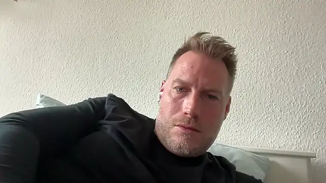 Snapshot of Christian87xxx chatting on June 2026 10:24:02 AM Christian87xxx online show from June 2026 10:24:02 AM