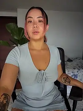 RenEnvy online show from March 2025 04:54:01 PM